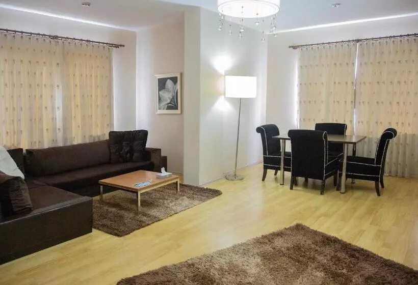 Airport Residence