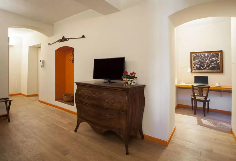 مبيت وإفطار Borromeo Rooms Bed & Living