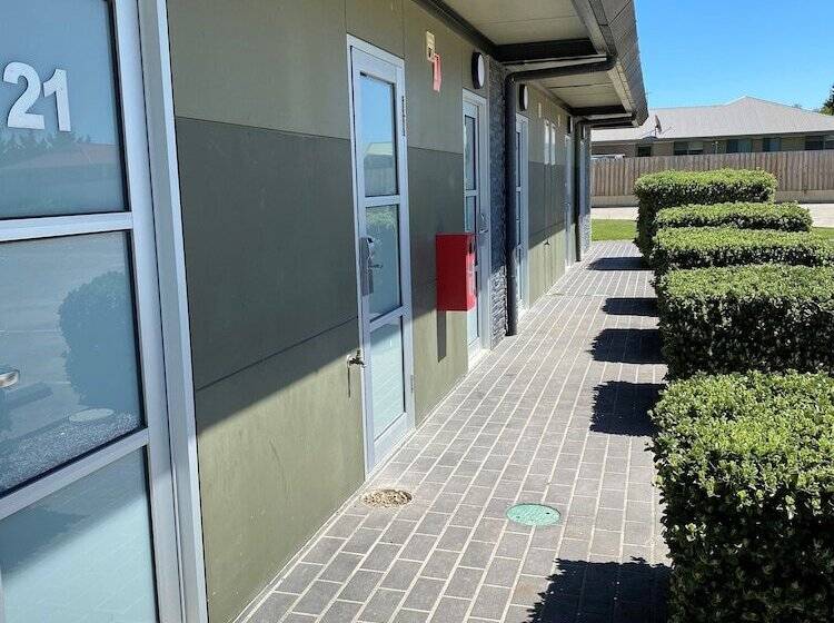 Brighton Hotel Motel