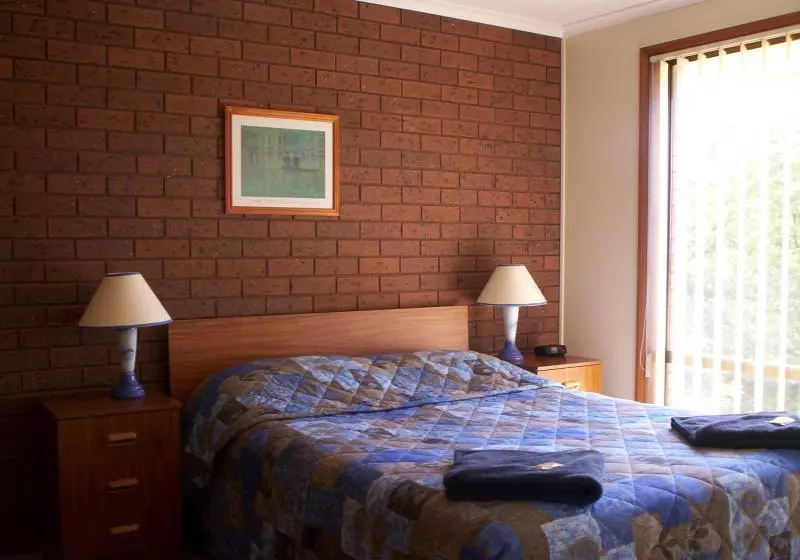 Отель Anchorbell Holiday Apartments