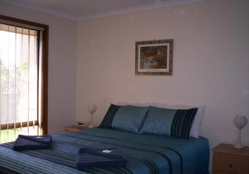 Отель Anchorbell Holiday Apartments