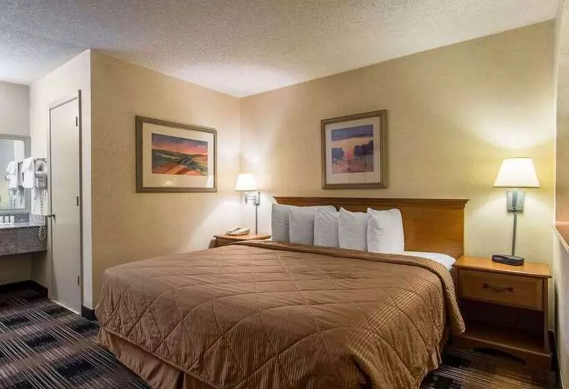 هتل Quality Inn