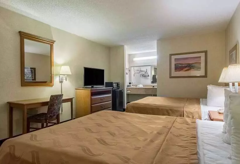 هتل Quality Inn