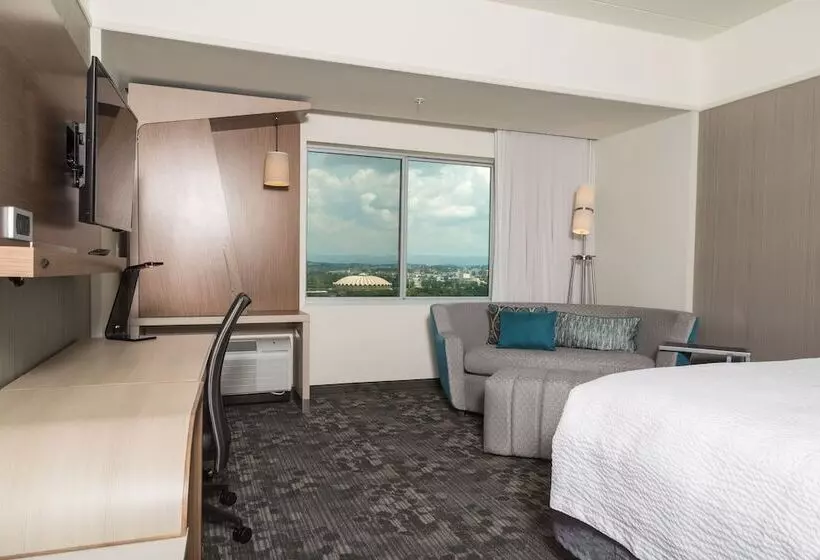هتل Courtyard By Marriott Morgantown