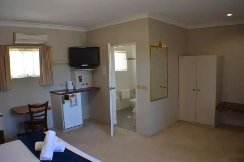 هتل Deer Park Motor Inn Armidale