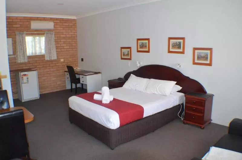 هتل Deer Park Motor Inn Armidale