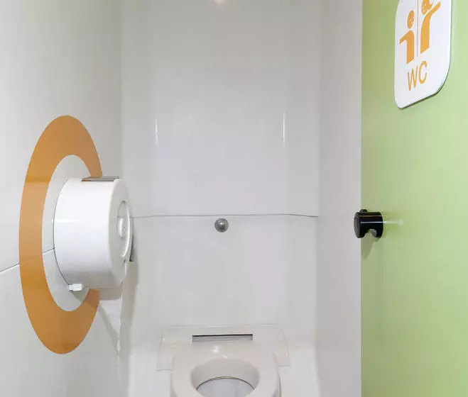 ホテル F1 Nemours