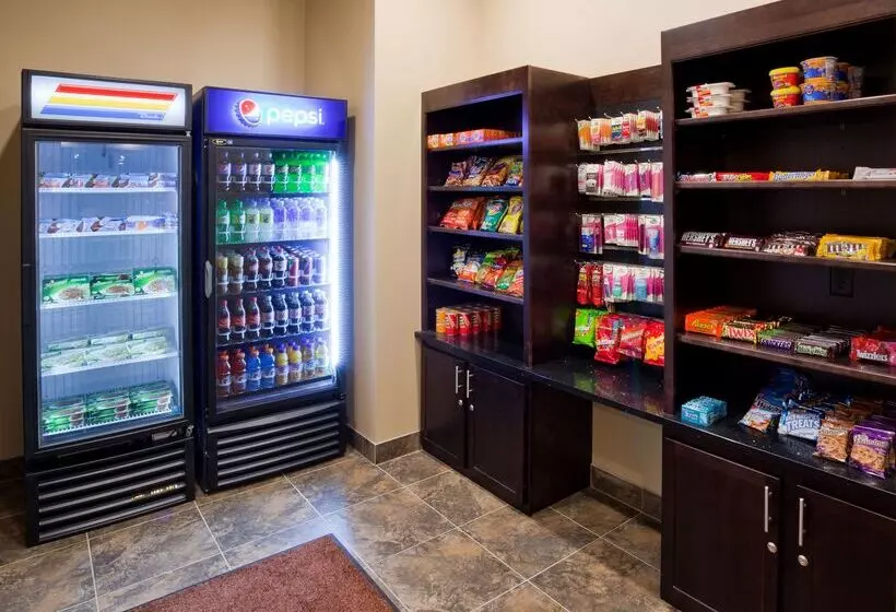 Grandstay Hotel & Suites Valley City