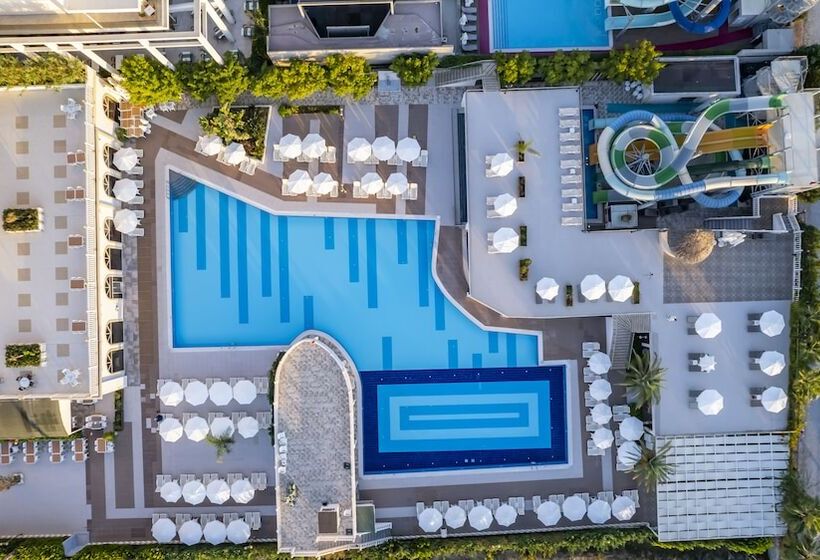 J'Adore Deluxe Hotel & Spa - Ultra All Inclusive