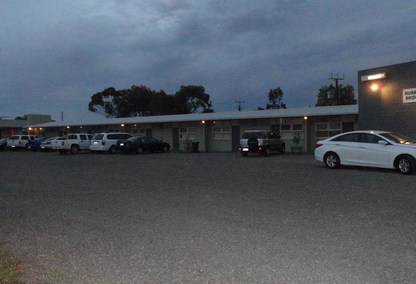Отель Murray Bridge Motor Inn