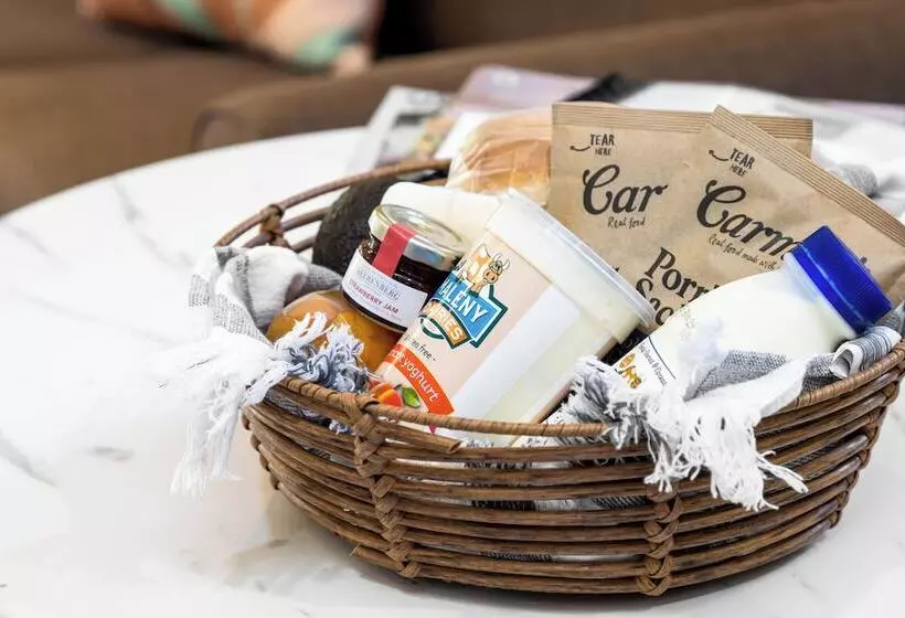 ホテル Tranquil Getaways On Obi Maleny