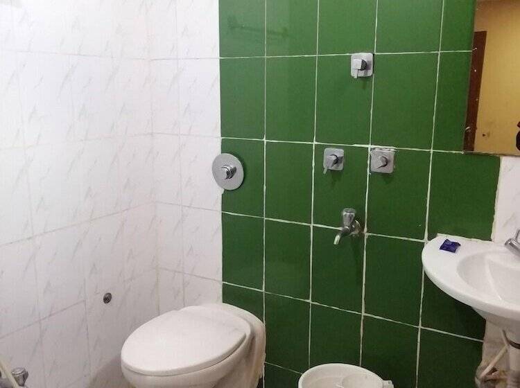 בית מלון כפרי Park Resort