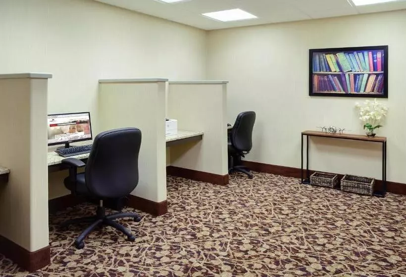 酒店 Pomeroy Inn And Suites Vermilion