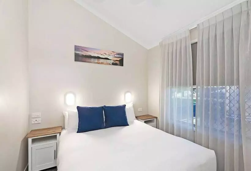 Отель Reflections Massy Greene   Holiday Park