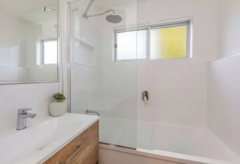 Отель Reflections Massy Greene   Holiday Park