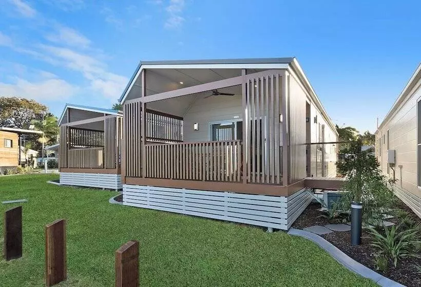 Отель Reflections Massy Greene   Holiday Park