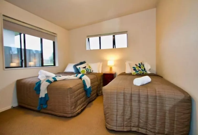 酒店 Station Lodge