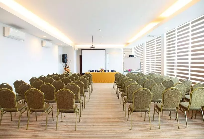 The One Hotel Makassar