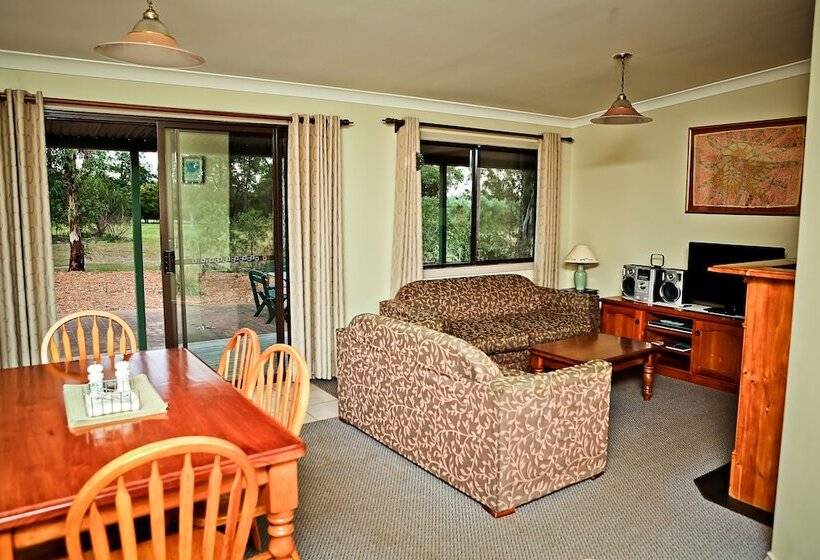 בית מלון כפרי Cabins On Halls