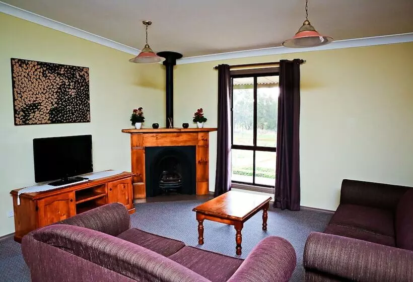 فندق Cabins On Halls