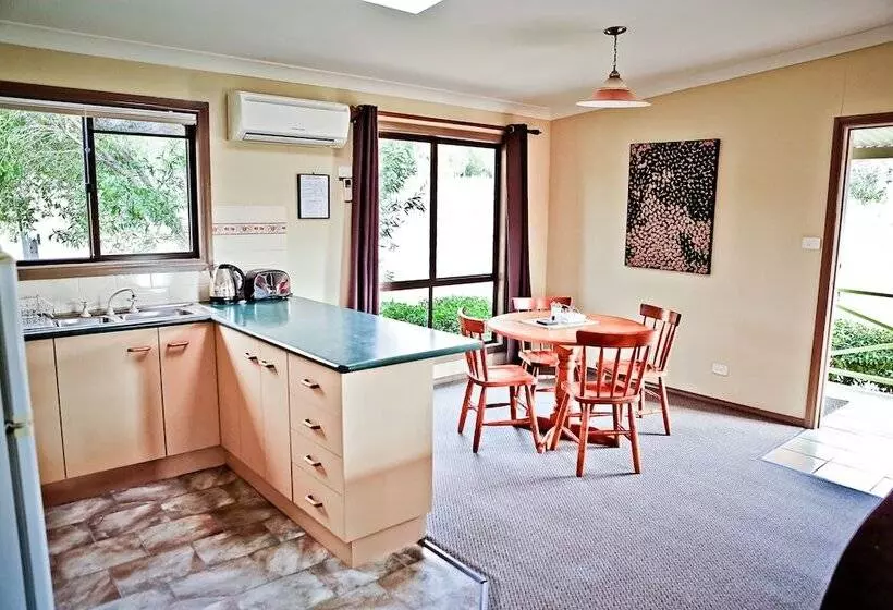 فندق Cabins On Halls