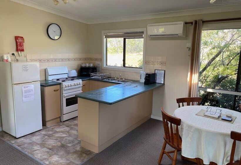 בית מלון כפרי Cabins On Halls