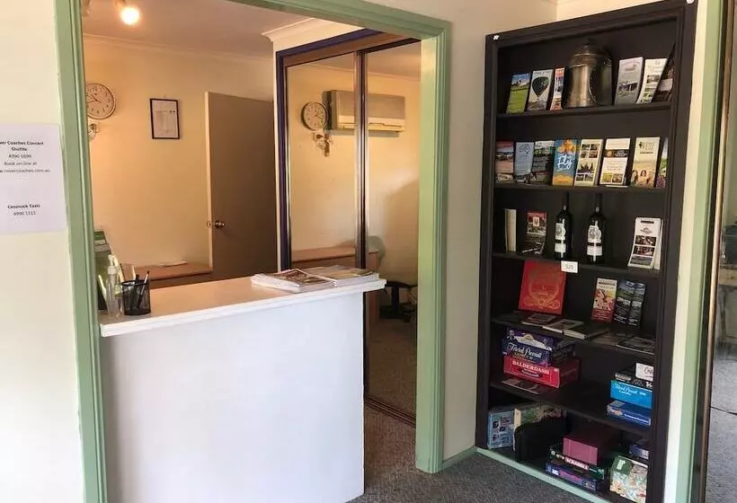 فندق Cabins On Halls