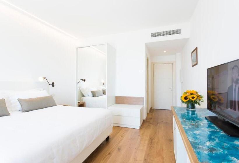 ホテル Villa Fiorella Art