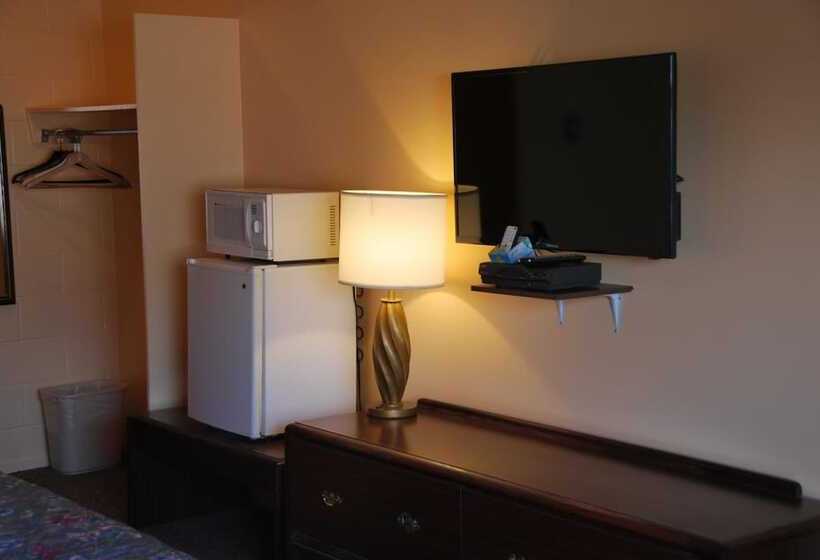 Imperial Motel Cortland