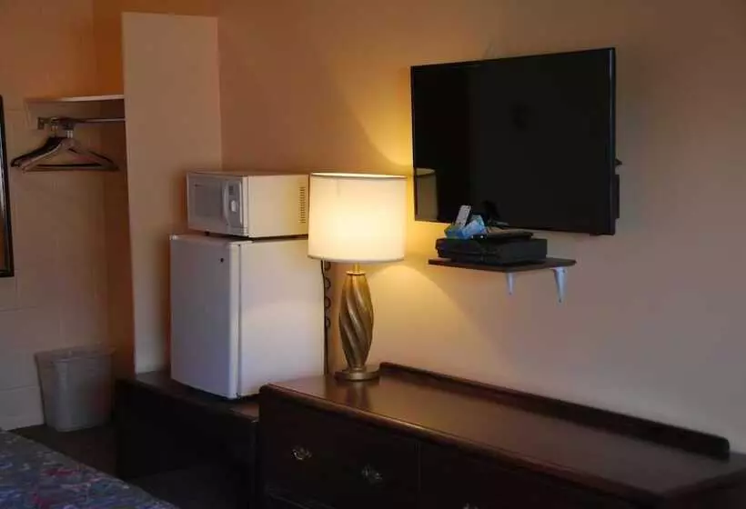 Imperial Motel Cortland