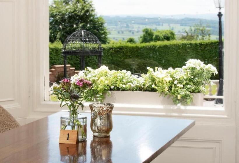 Roundthorn Country House & Luxury Apartments