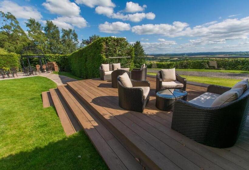 Roundthorn Country House & Luxury Apartments