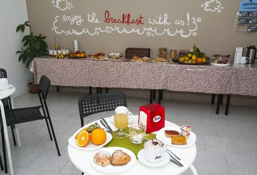 B&b Sweet Home Two Steps From The Ruins..