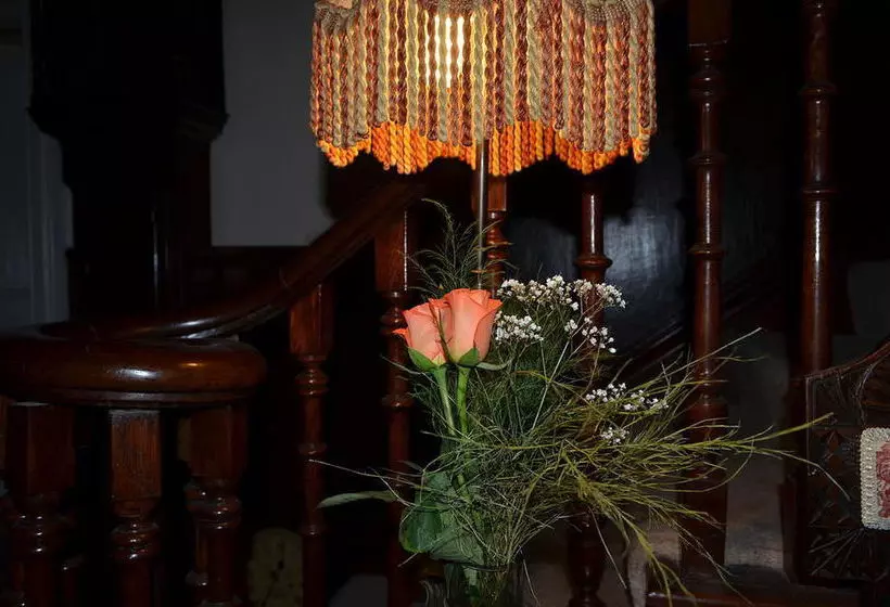 Bed and Breakfast The Priory