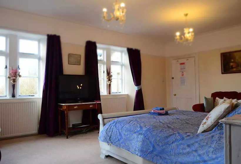 Bed and Breakfast The Priory