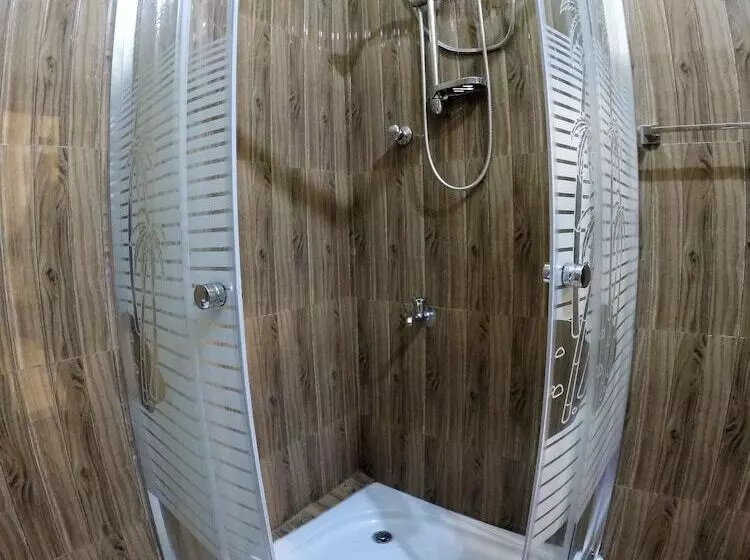 ベッドアンドブレックファースト White Palace