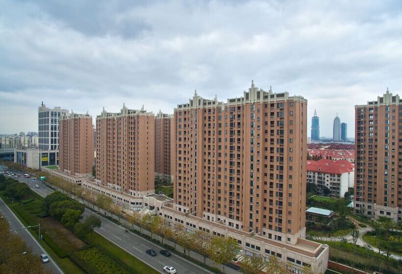 Green Court Place Jinqiao Middle Ring Shanghai