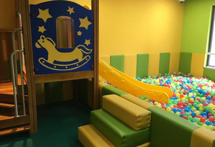 Green Court Place Jinqiao Middle Ring Shanghai