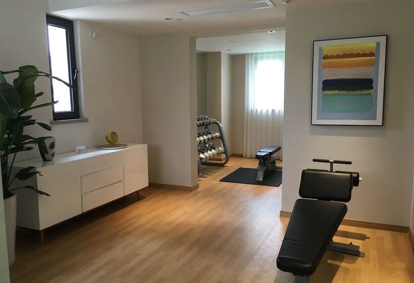 Green Court Place Jinqiao Middle Ring Shanghai