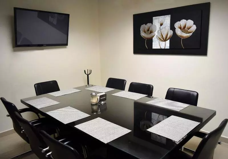 Отель America Palacio