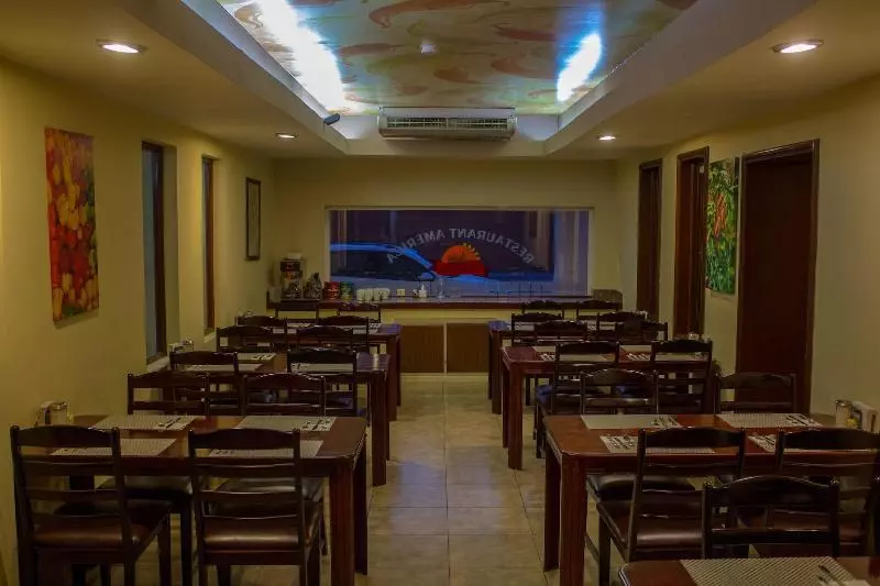 Отель America Palacio