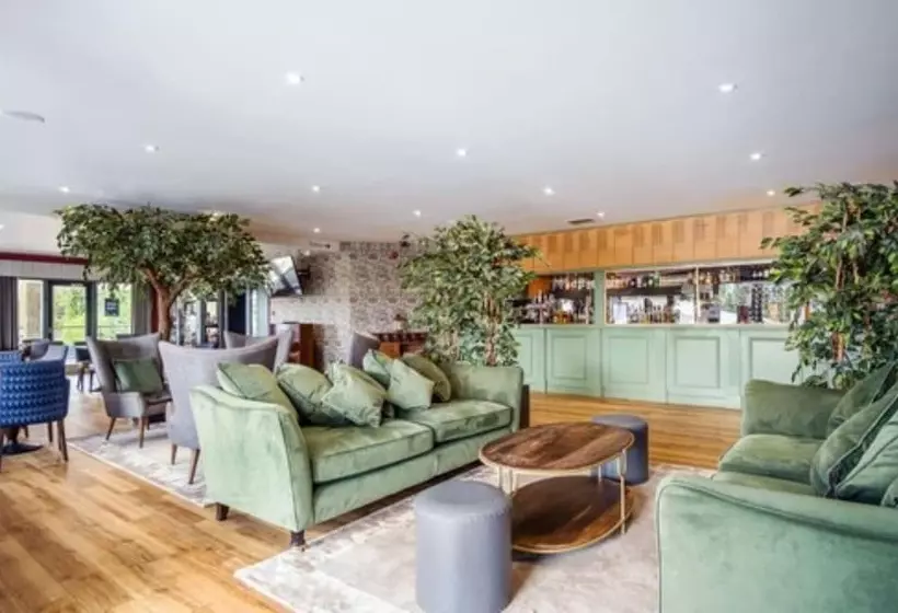 Cotswolds Hotel & Spa