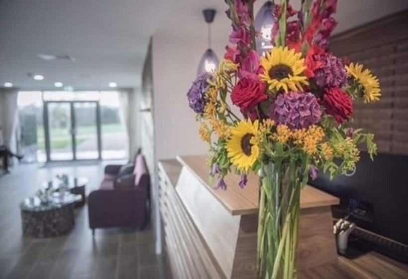 Cotswolds Hotel & Spa