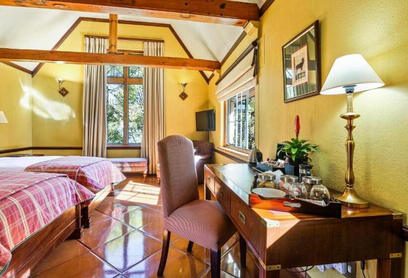 호텔 De Hoek Country