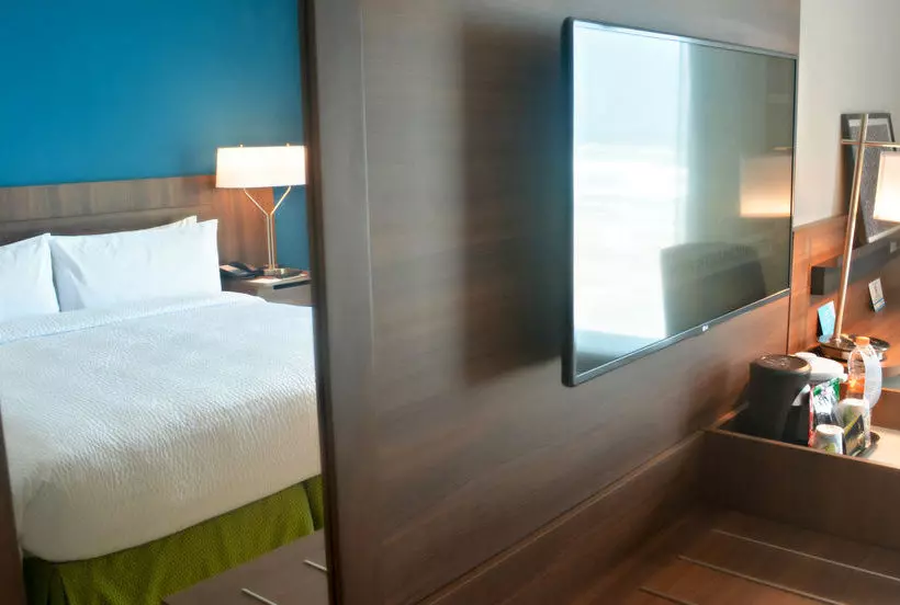 酒店 Fairfield Inn & Suites By Marriott Coatzacoalcos