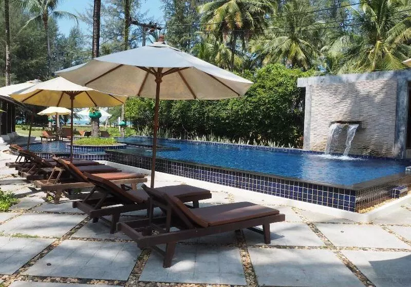 Отель Khaolak Blue Lagoon Resort Sha Extra Plus