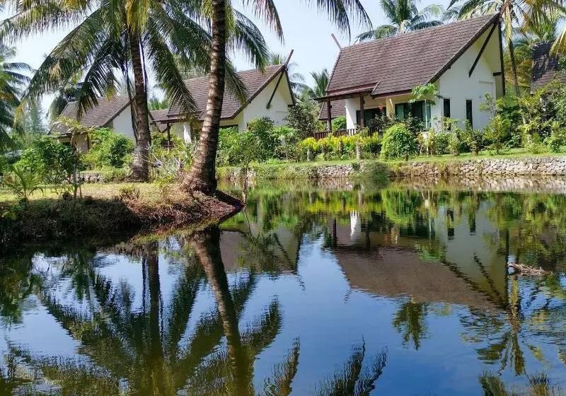 Отель Khaolak Blue Lagoon Resort Sha Extra Plus