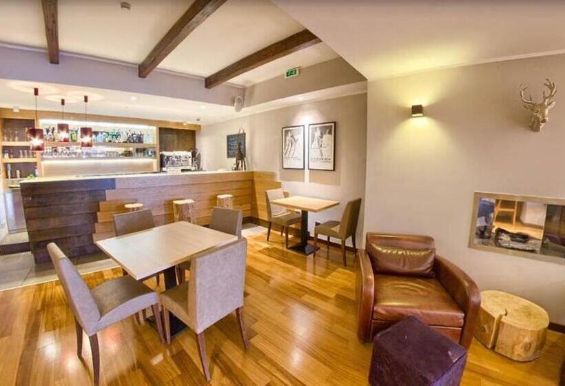 Hotel Nido Dell Aquila