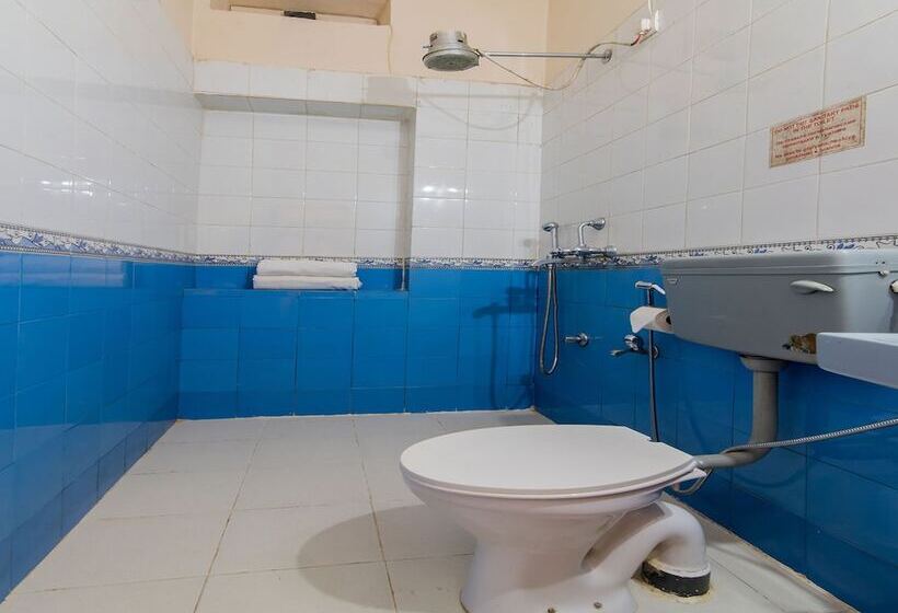 فندق Oyo Rooms Calangute Newtons Market