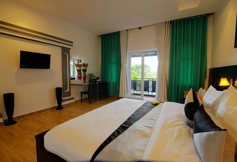 هتل Sokvinna Garden Villa